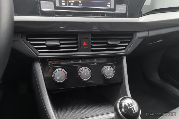 Volkswagen Bora 2020 Model 1.5L Manual Comfort Model – фото 9