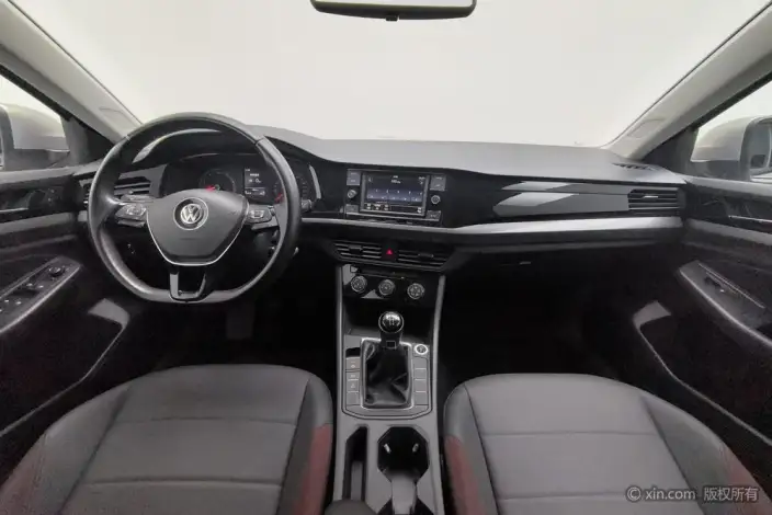 Volkswagen Bora 2020 Model 1.5L Manual Comfort Model – фото 11