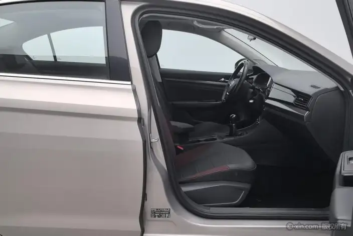 Volkswagen Bora 2020 Model 1.5L Manual Comfort Model – фото 23