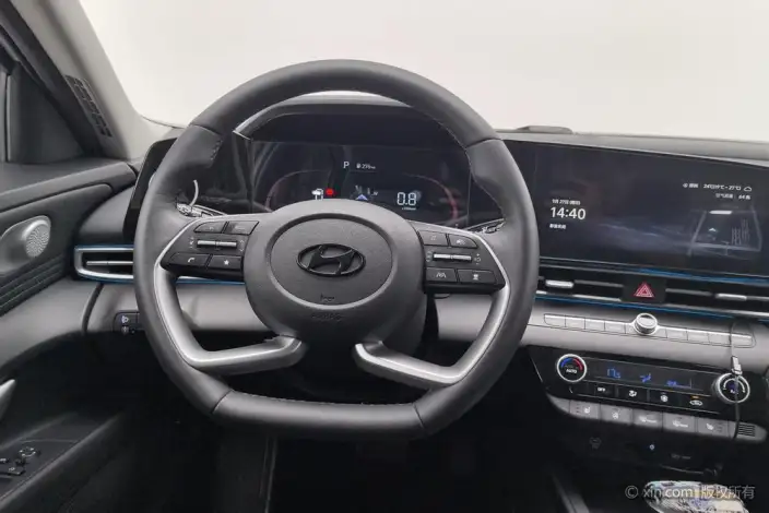 Hyundai Ioniq 2023 Model 1.5L CVT LUX Premium Edition – фото 14