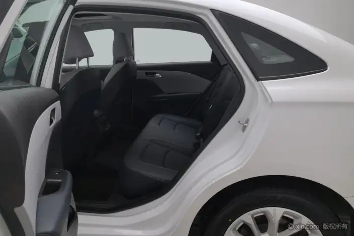 Chevrolet Corolla 2024 Model 1.5L DCT Yuexiang Edition – фото 19