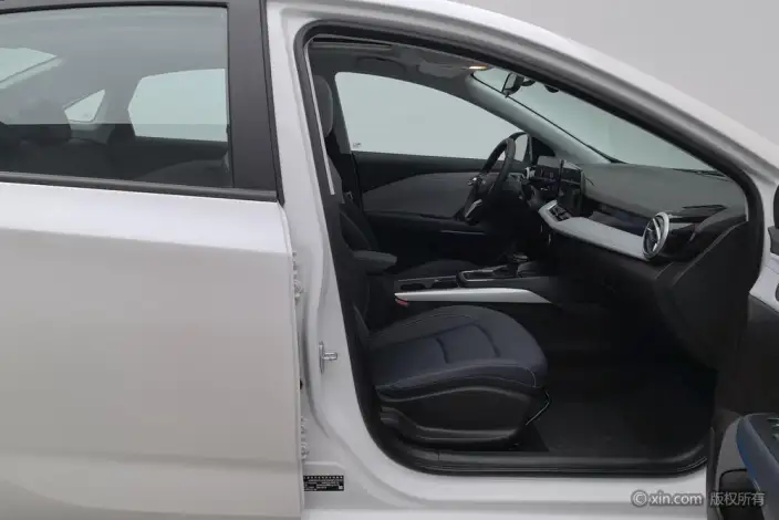 Chevrolet Corolla 2024 Model 1.5L DCT Yuexiang Edition – фото 24