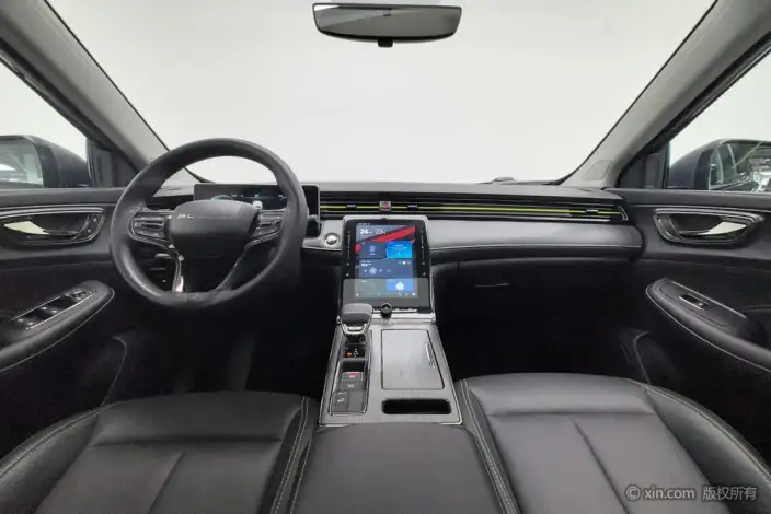 Roewe RX5 2023 Model PLUS 330TGI Automatic Trendy Smart Edition – фото 15