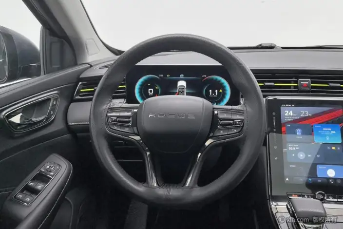 Roewe RX5 2023 Model PLUS 330TGI Automatic Trendy Smart Edition – фото 16