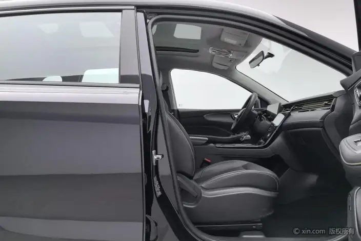 Roewe RX5 2023 Model PLUS 330TGI Automatic Trendy Smart Edition – фото 24