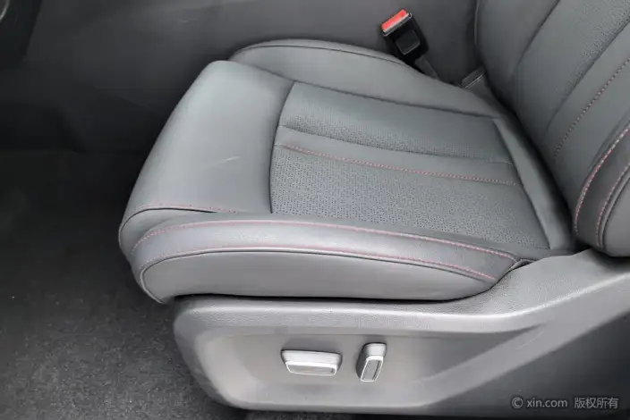 GAC Trumpchi GS4 2020 Model 270T Automatic Smart Connect Technology Edition – фото 17