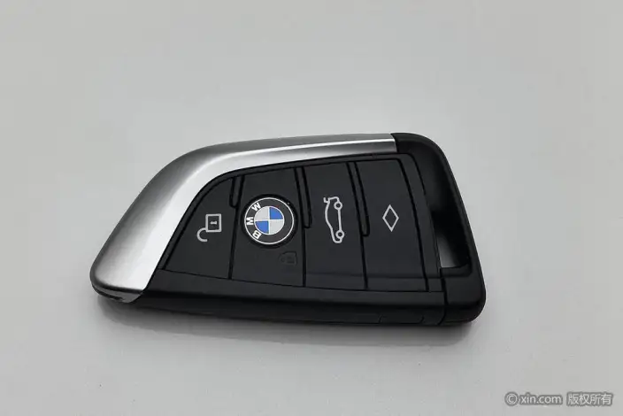 BMW X3 2023 Model xDrive30i Leading Model M Night Set – фото 5