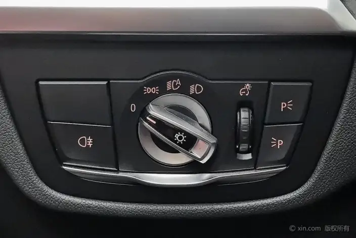 BMW X3 2023 Model xDrive30i Leading Model M Night Set – фото 11