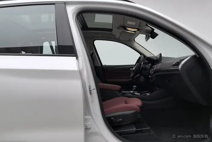 BMW X3 2023 Model xDrive30i Leading Model M Night Set – фото 23