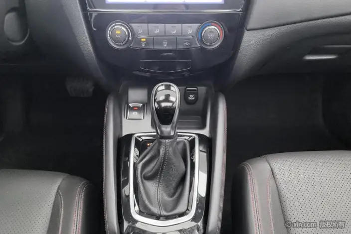 Nissan Qashqai 2021 Model 2.0L XV Prem Deluxe Edition – фото 15