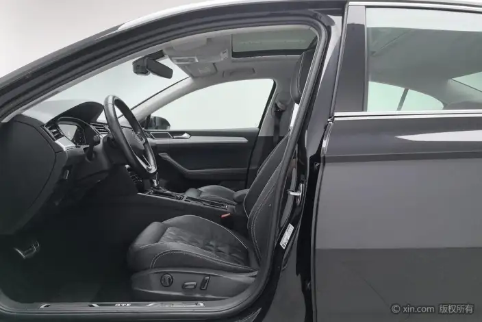 Volkswagen Magotan PHEV 2022 Model Luxury Model – фото 16
