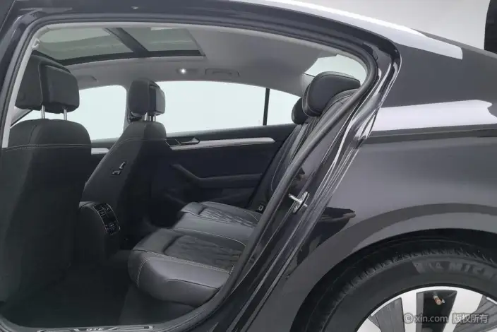 Volkswagen Magotan PHEV 2022 Model Luxury Model – фото 18