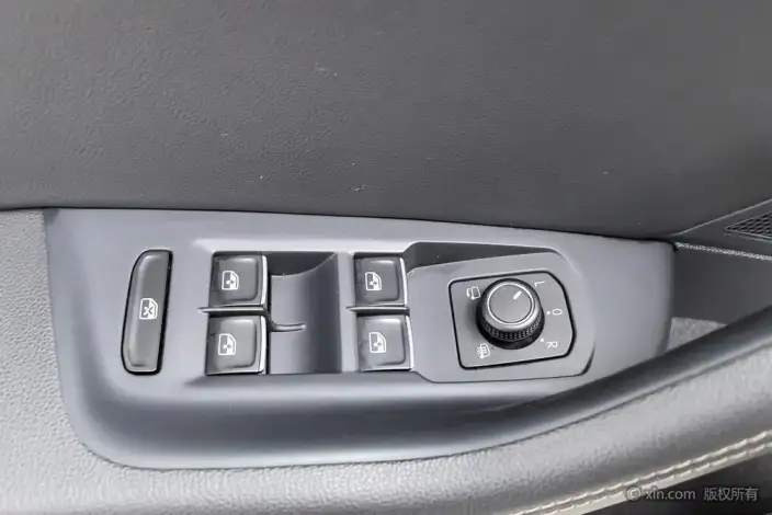 Volkswagen Magotan PHEV 2022 Model Luxury Model – фото 21