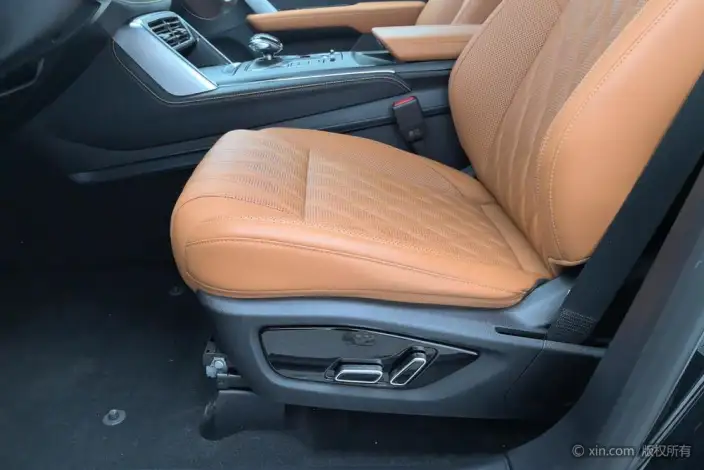 BYD Tang DM 2023 Model DM-i Champion Edition 112KM Zunrong Model – фото 17