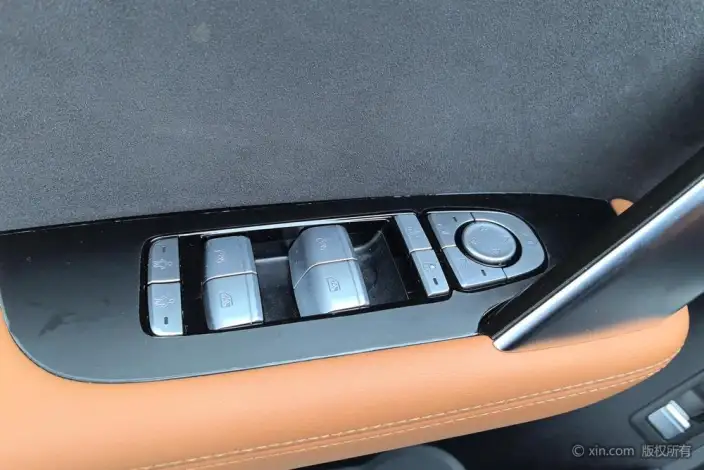BYD Tang DM 2023 Model DM-i Champion Edition 112KM Zunrong Model – фото 21