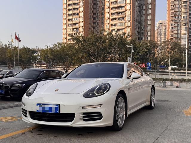 Panamera 2014 модификация Panamera S Executive 3.0T – фото 1