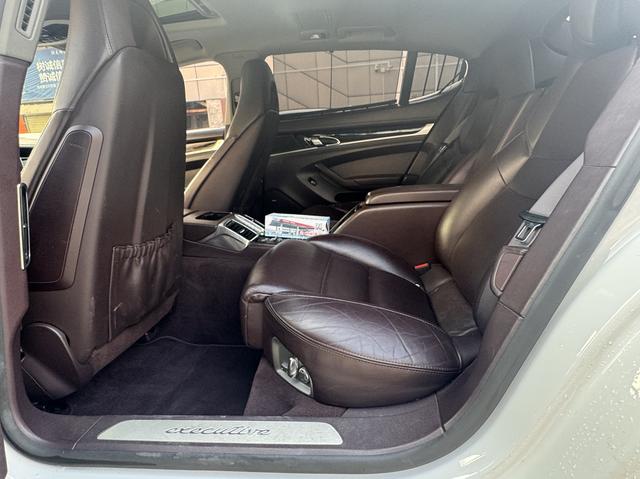 Panamera 2014 модификация Panamera S Executive 3.0T – фото 9
