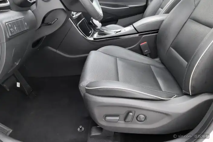 Hyundai Tucson 2020 Model 280TGDi DCT 2WD Fashion Edition China VI – фото 17