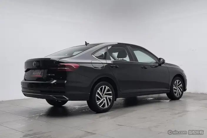 Volkswagen Lavida 2022 Model 1.5L Automatic Comfort Edition – фото 3