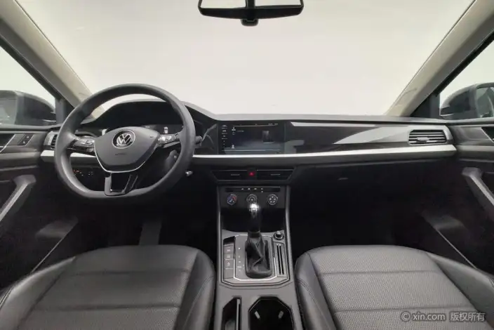 Volkswagen Lavida 2022 Model 1.5L Automatic Comfort Edition – фото 10