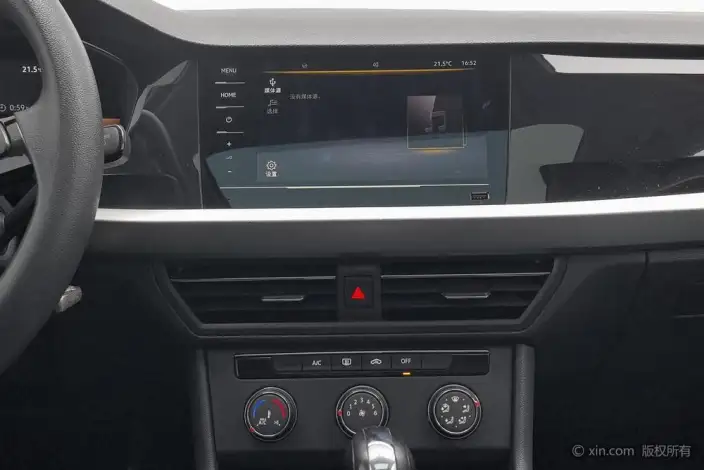 Volkswagen Lavida 2022 Model 1.5L Automatic Comfort Edition – фото 11