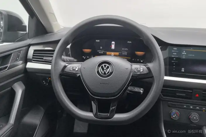 Volkswagen Lavida 2022 Model 1.5L Automatic Comfort Edition – фото 12