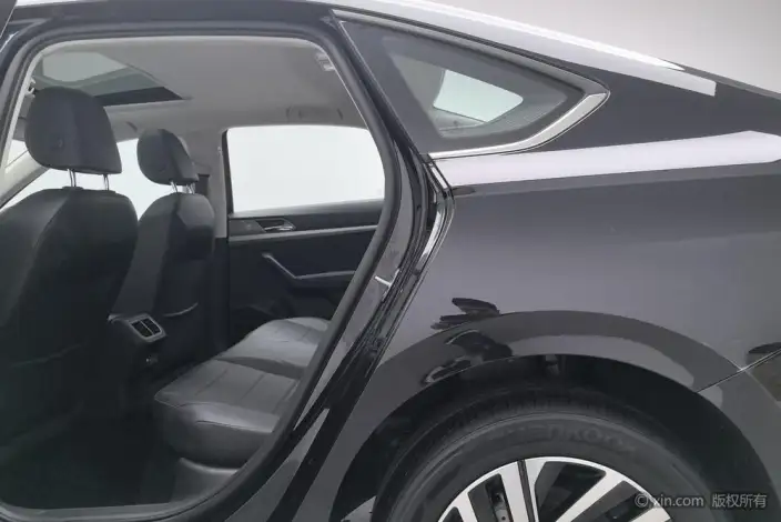 Volkswagen Lavida 2022 Model 1.5L Automatic Comfort Edition – фото 18