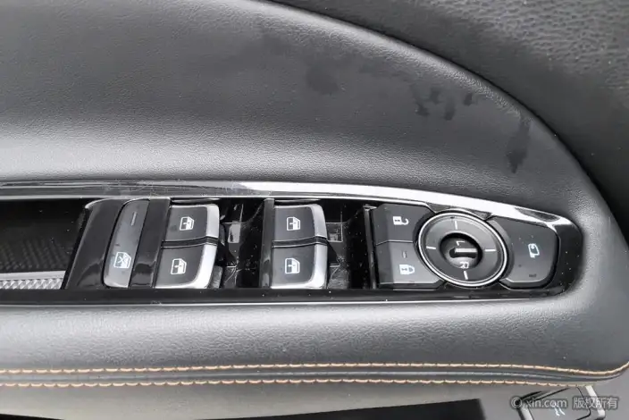Lingyu 2021 Model EcoBoost 225 6 seat Zun Ling Model – фото 21