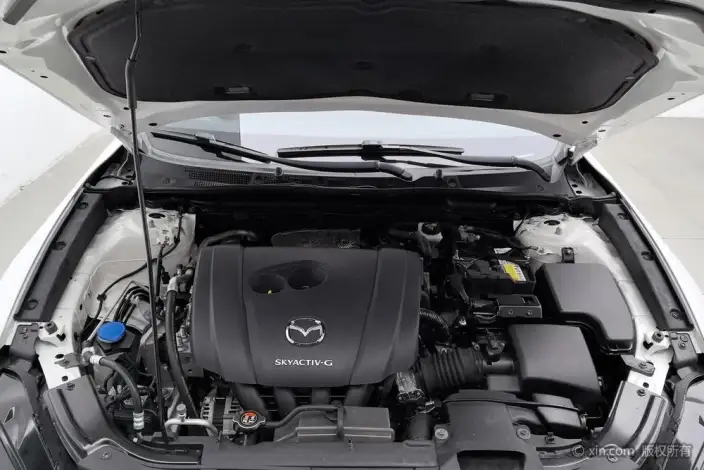 Mazda CX-4 2020 Model 2.0L 2WD SkyActiv Tiggo Edition – фото 4