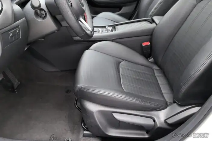 Mazda CX-4 2020 Model 2.0L 2WD SkyActiv Tiggo Edition – фото 17