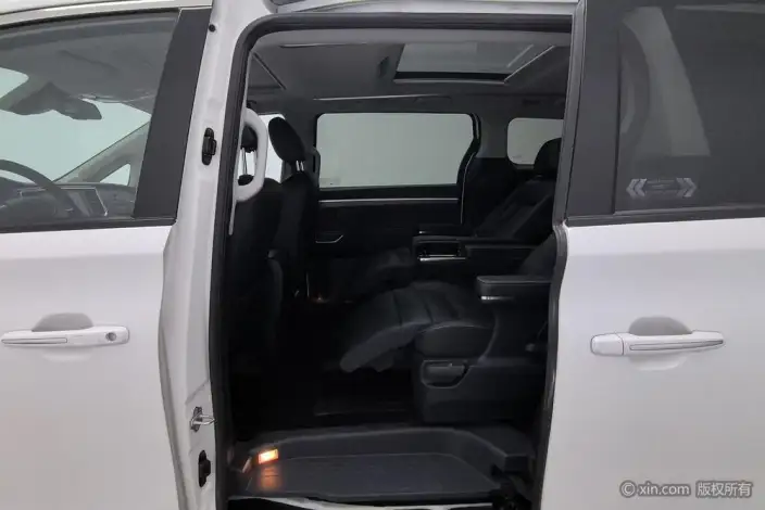 GAC Trumpchi M8 2020 Model Pilot Model 390T Premium Edition – фото 18