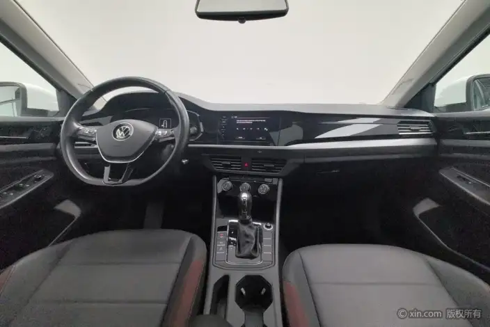 Volkswagen Bora 2021 Model 1.5L Automatic Comfort Zhilian Edition – фото 11
