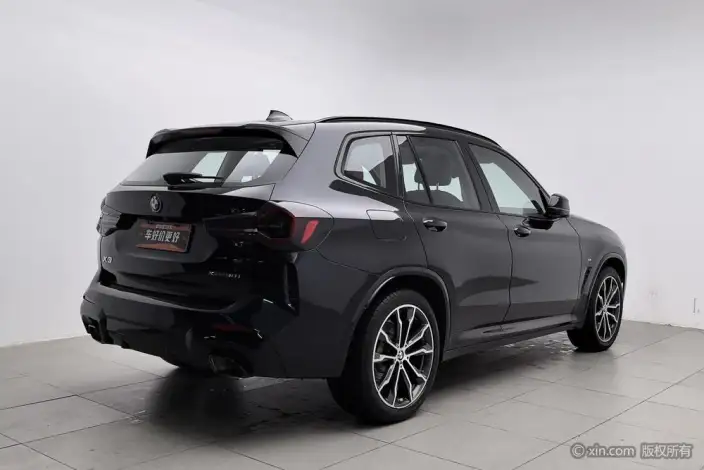 BMW X3 2022 Model xDrive30i Leading Model M Night Set – фото 3