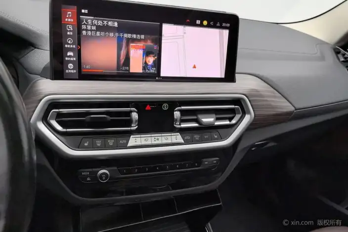 BMW X3 2022 Model xDrive30i Leading Model M Night Set – фото 12