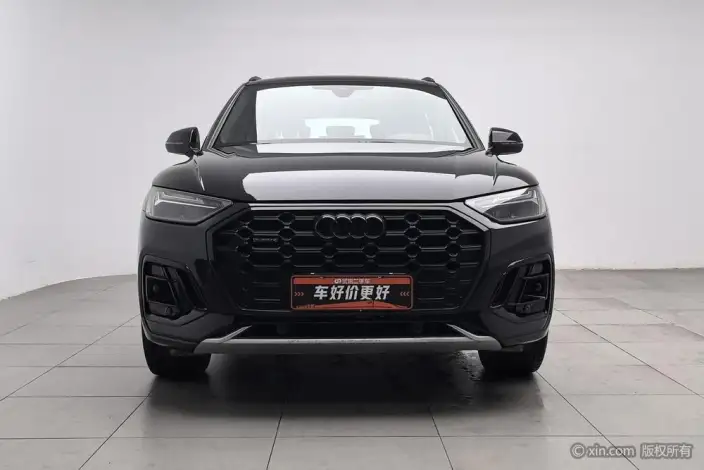 Audi Q5L 2024 Model 40TFSI Luxury Dynamic Model – фото 1
