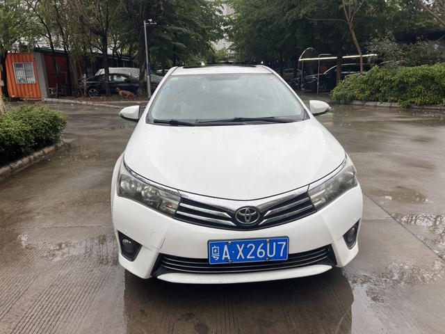 Toyota Corolla 2014 1.6L CVT GL -i – фото 2
