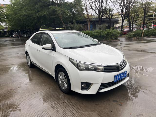 Toyota Corolla 2014 1.6L CVT GL -i – фото 3