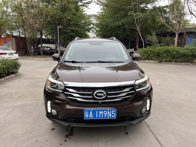 GAC GS4 2017 235T Automatic 2WD Luxury Connected – фото 2