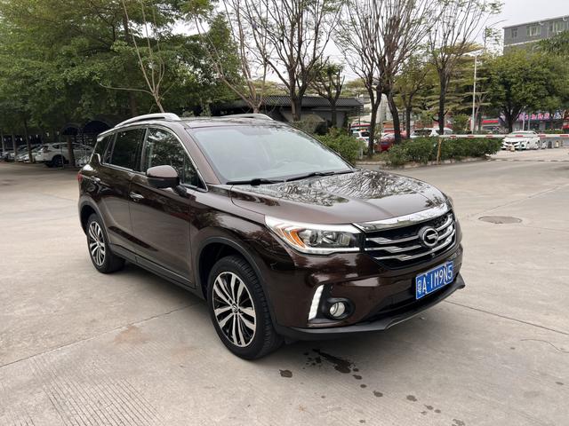 GAC GS4 2017 235T Automatic 2WD Luxury Connected – фото 3