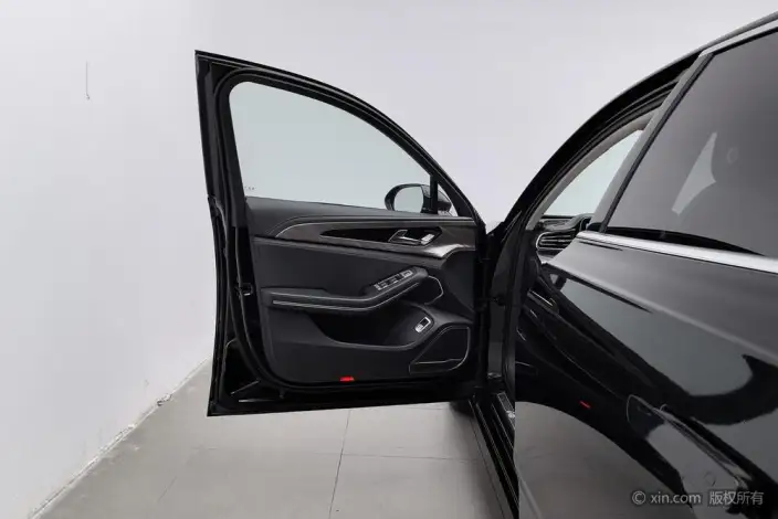 HONGQI H9 2022 Model 2.0T Smart Flag Enjoy Edition – фото 20