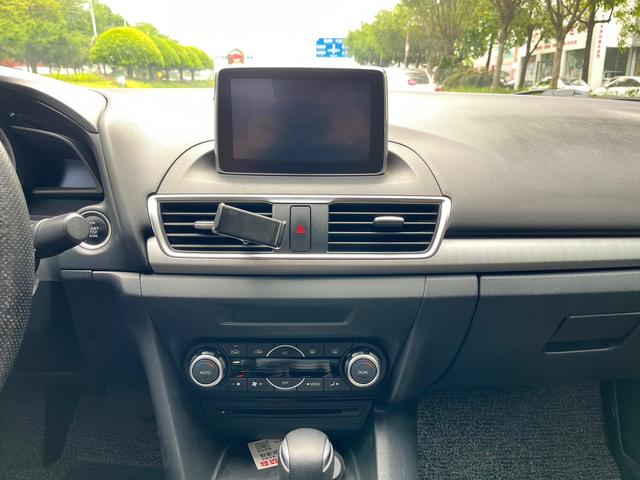 Mazda3 Axela 2016 Sedan 1.5L Automatic Luxury – фото 12
