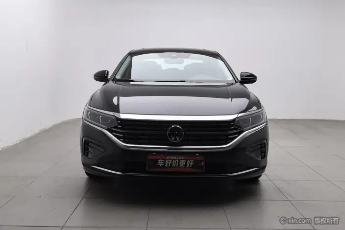 Volkswagen Passat 2023 Model Facelift 330TSI Deluxe Edition – фото 1