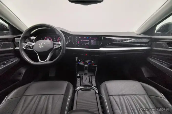 Volkswagen Passat 2023 Model Facelift 330TSI Deluxe Edition – фото 11