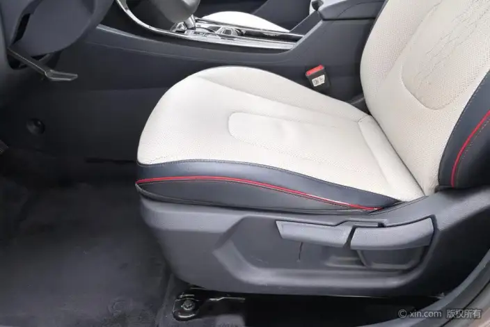Hyundai ix25 2020 Model 1.5L CVT Flagship Model – фото 17