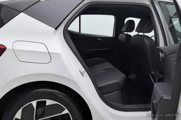Volkswagen ID.3 2024 Model Pure Smart Edition – фото 17