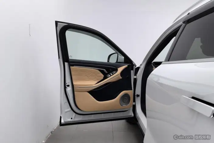 VOYAH FREE 2024 Model Ultra-long Endurance Smart Driving Edition – фото 20