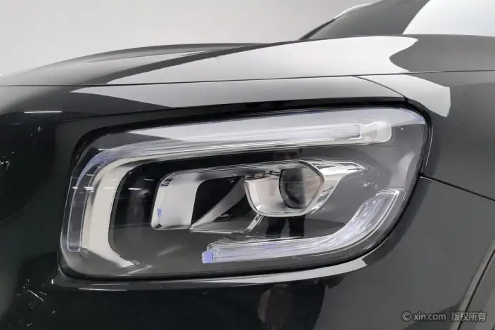 Mercedes-Benz GLB 2023 Model GLB 200 Dynamic Model – фото 6