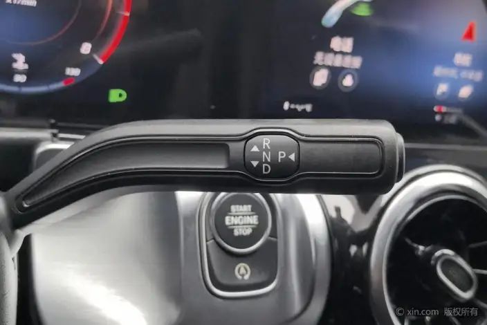 Mercedes-Benz GLB 2023 Model GLB 200 Dynamic Model – фото 15