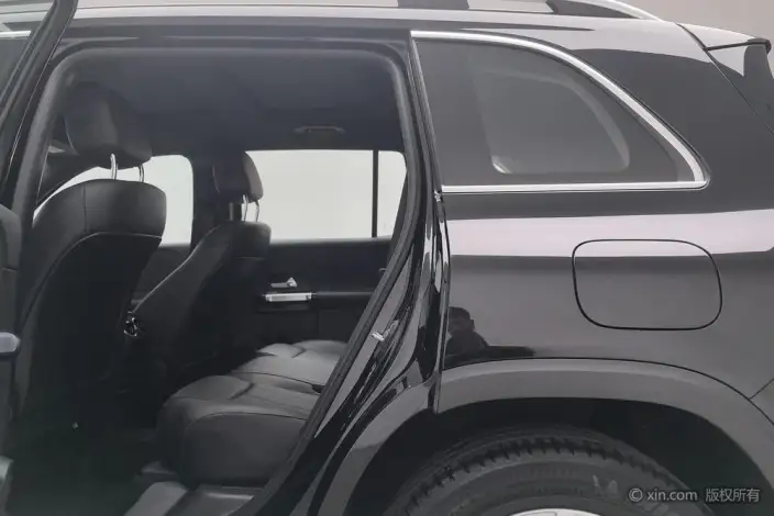 Mercedes-Benz GLB 2023 Model GLB 200 Dynamic Model – фото 18