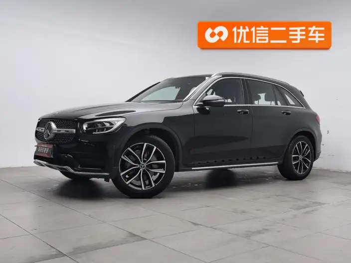 Mercedes-Benz GLC 2021 Model GLC 260 L 4MATIC Luxury Model – фото 1